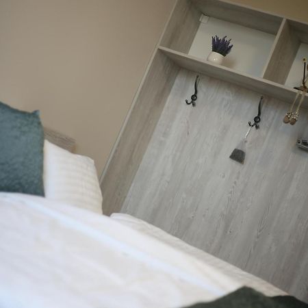 Tiszavilag Pihenohaz Hotel Tiszakécske Екстериор снимка