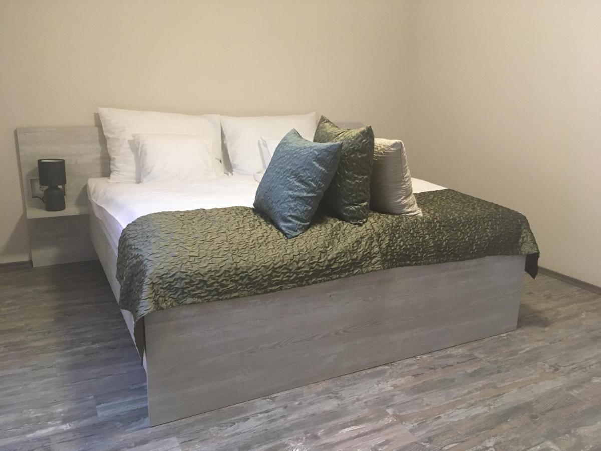 Tiszavilag Pihenohaz Hotel Tiszakécske Екстериор снимка