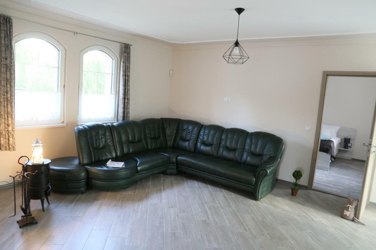 Tiszavilag Pihenohaz Hotel Tiszakécske Екстериор снимка