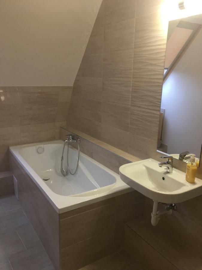 Tiszavilag Pihenohaz Hotel Tiszakécske Екстериор снимка